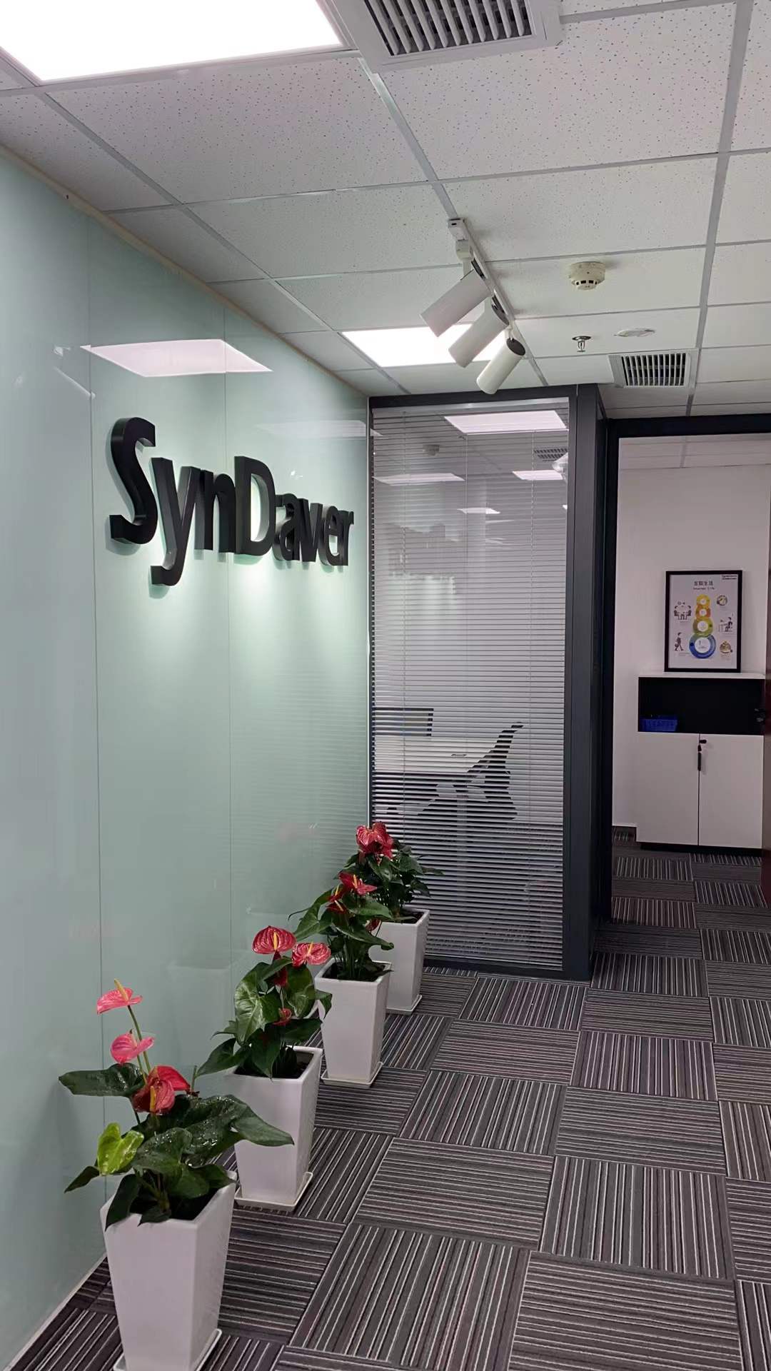 SynDaver?辛達弗手術虛擬導航機器人 腹腔鏡手術虛擬訓練導航機器人 內(nèi)窺鏡手術虛擬訓練導航機器人 關節(jié)鏡手術虛擬訓練導航機器人 宮腔鏡手術虛擬訓練導航機器人 泌尿內(nèi)鏡手術虛擬訓練導航機器人 前列腺電切手術虛擬訓練導航機器人 輸尿管鏡模擬手術虛擬訓練導航機器人 神經(jīng)外科手術模擬訓練導航機器人 脊柱內(nèi)鏡手術模擬訓練導航機器人 椎間孔鏡手術模擬訓練導航機器人 耳鼻喉模擬手術模擬訓練導航機器人 耳道鏡檢查模擬訓練導航機器人 牙科口腔模擬訓練導航機器人 消化介入胃鏡手術模擬訓練系統(tǒng) 消化介入結腸鏡手術模擬訓練系統(tǒng) 呼吸介入纖支鏡手術模擬訓練系統(tǒng) 泌尿系統(tǒng)介入腎軟鏡手術模擬訓練系統(tǒng) 全身人體動靜脈血管系統(tǒng) 血管介入模擬手術訓練導航機器人 冠脈介入手術模擬訓練系統(tǒng) 動靜脈介入手術模擬訓練系統(tǒng) 腦動脈介入手術模擬訓練系統(tǒng) 心臟起搏器置入模擬訓練系統(tǒng) 血管支架介入手術訓練系統(tǒng) 心臟起搏器介入手術訓練系統(tǒng) 心臟動脈升支瓣膜支架介入手術訓練系統(tǒng) 頸動脈介入手術訓練系統(tǒng) 腎動脈介入手術訓練系統(tǒng) 股淺動脈介入手術訓練系統(tǒng) 髂動脈介入手術訓練系統(tǒng) 冠狀動脈介入手術訓練系統(tǒng) 顱內(nèi)血管介入手術訓練系統(tǒng) 電生理基本技巧訓練系統(tǒng) 電生理——心臟節(jié)律管理訓練系統(tǒng) 電生理—房間隔穿刺訓練系統(tǒng) 經(jīng)皮主動脈瓣置換術訓練系統(tǒng) 腹主動脈瘤修復手術訓練系統(tǒng) 胸主動脈腔內(nèi)修復術訓練系統(tǒng) 周圍性栓塞處理訓練系統(tǒng) BTK（膝下）血管介入訓練系統(tǒng)